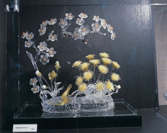 Glassblower Alexei Zelya