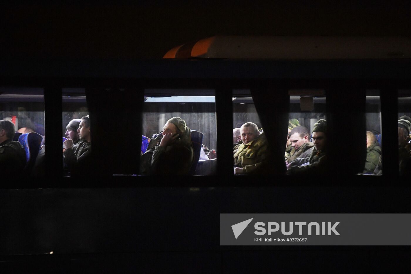 Russia Ukraine Military Operation POW Exchange Arrival