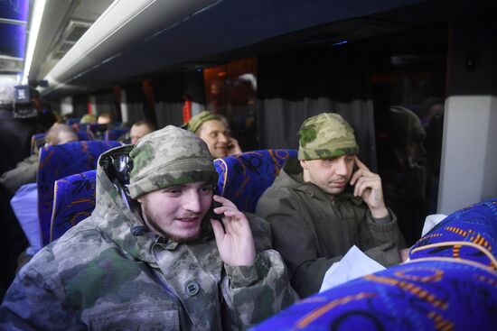 Russia Ukraine Military Operation POW Exchange Arrival