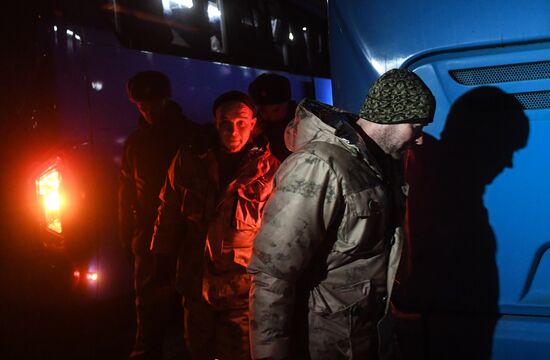 Russia Ukraine Military Operation POW Exchange Arrival