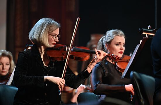 Russia Winter International Arts Festival