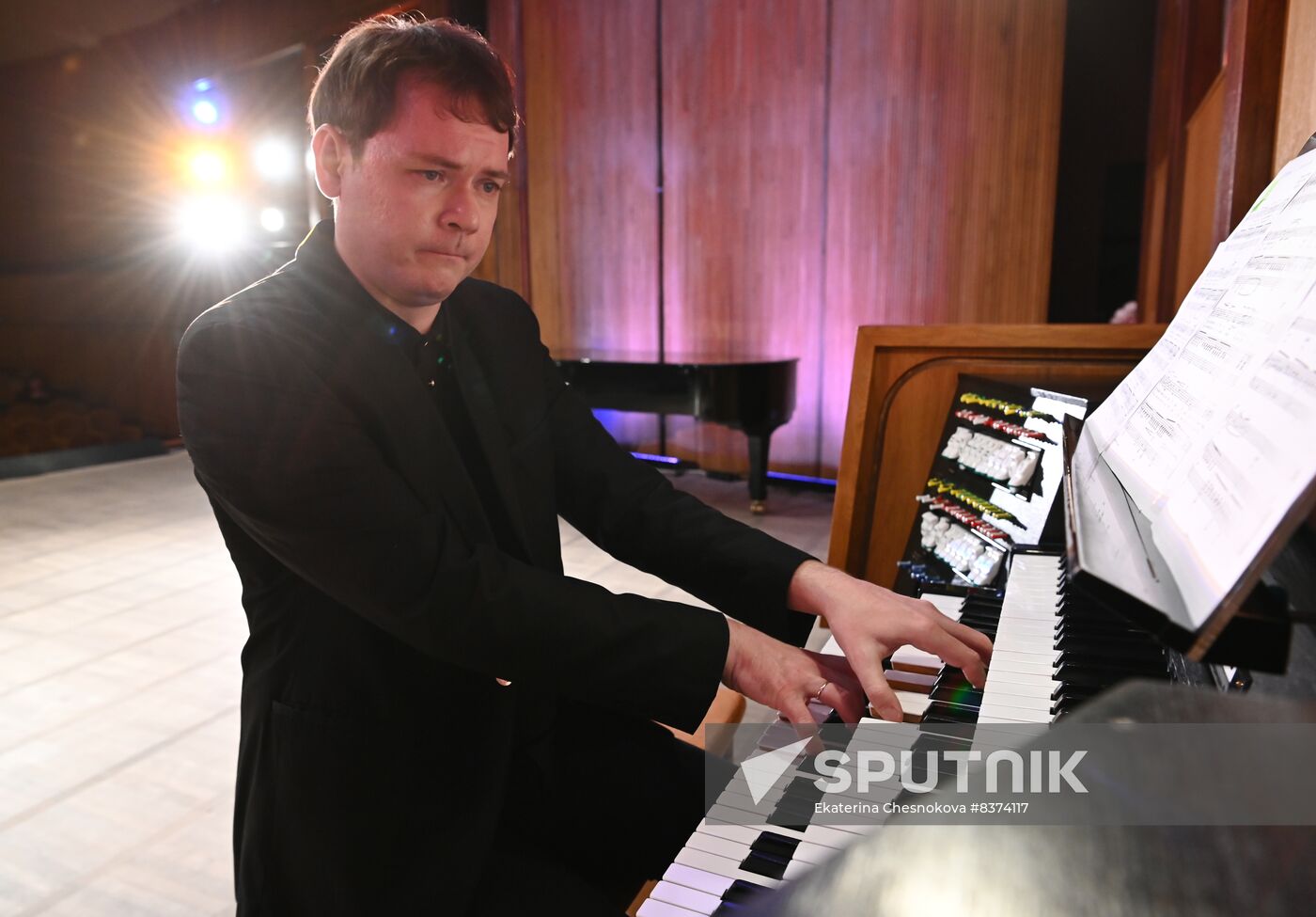 Russia Winter International Arts Festival