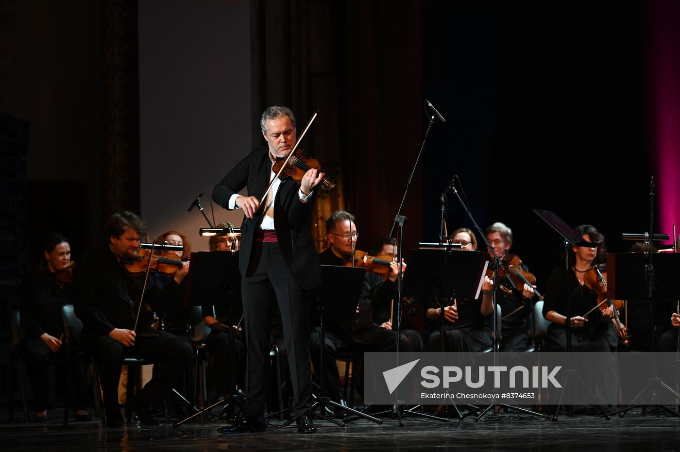 Russia Winter International Arts Festival