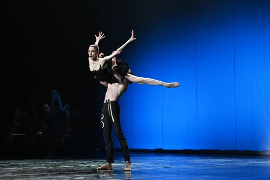 Russia Winter International Arts Festival