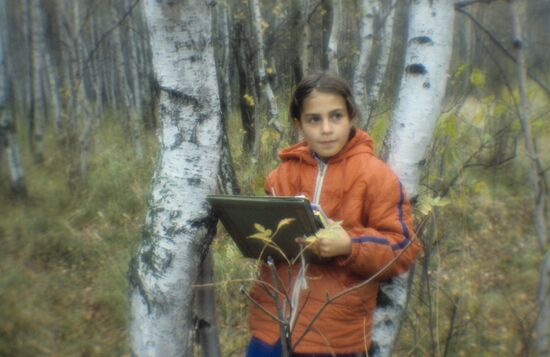Young artist Lena Obraztsova