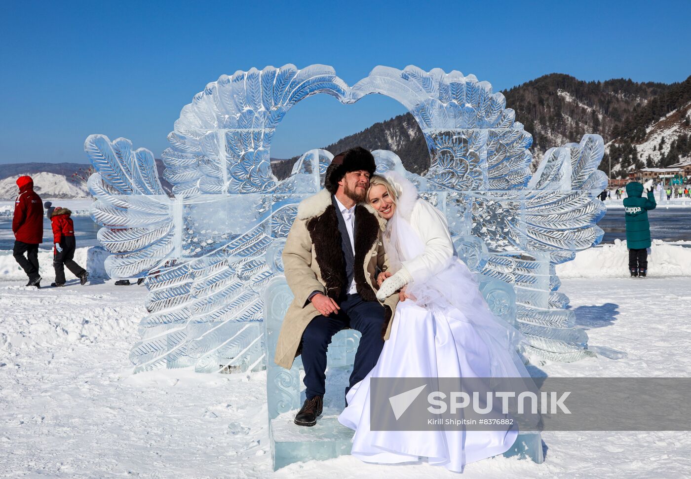 Russia Siberia Mass Wedding