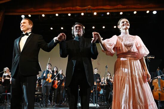 Russia Winter International Arts Festival