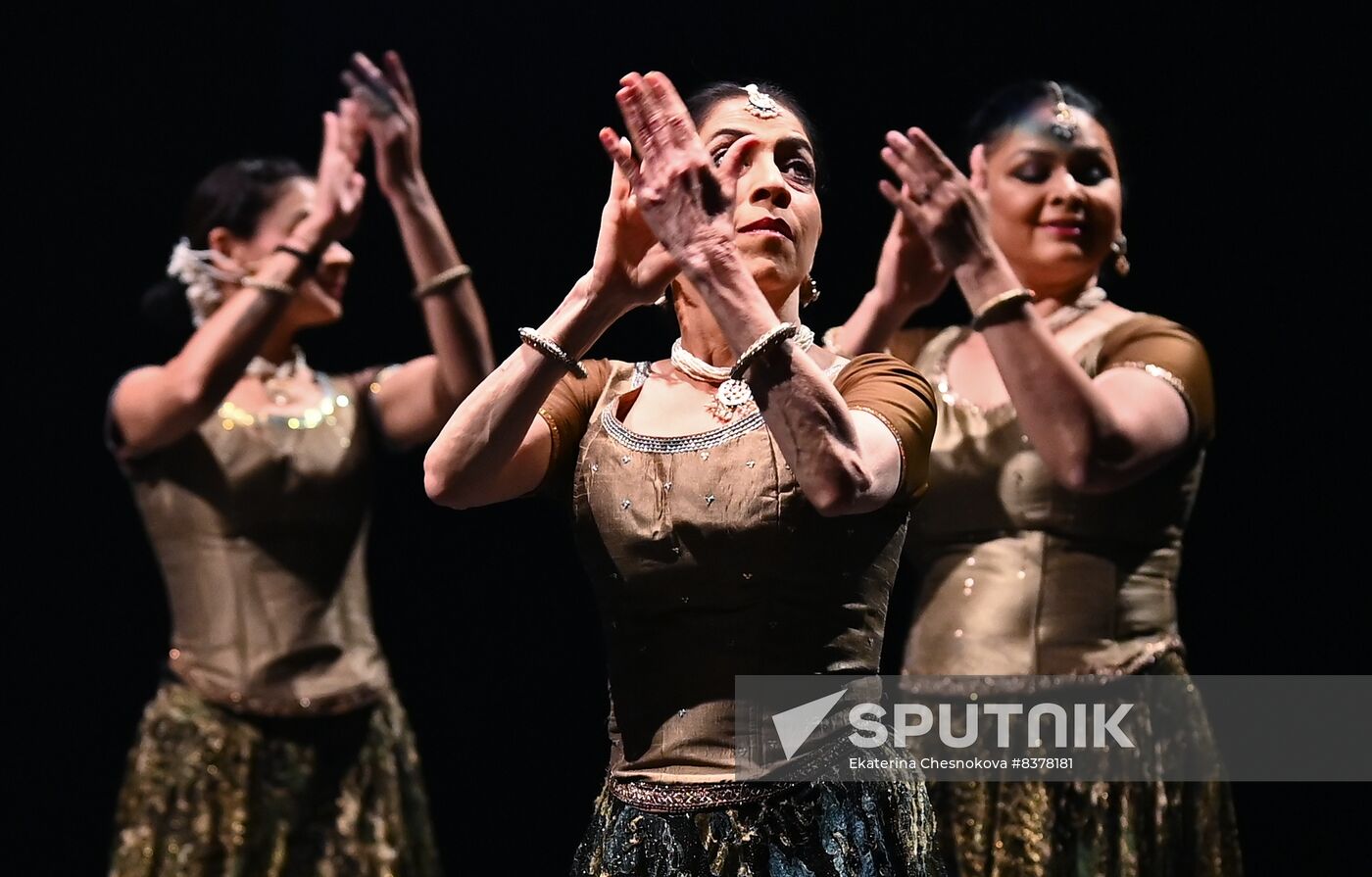 Russia Winter International Arts Festival