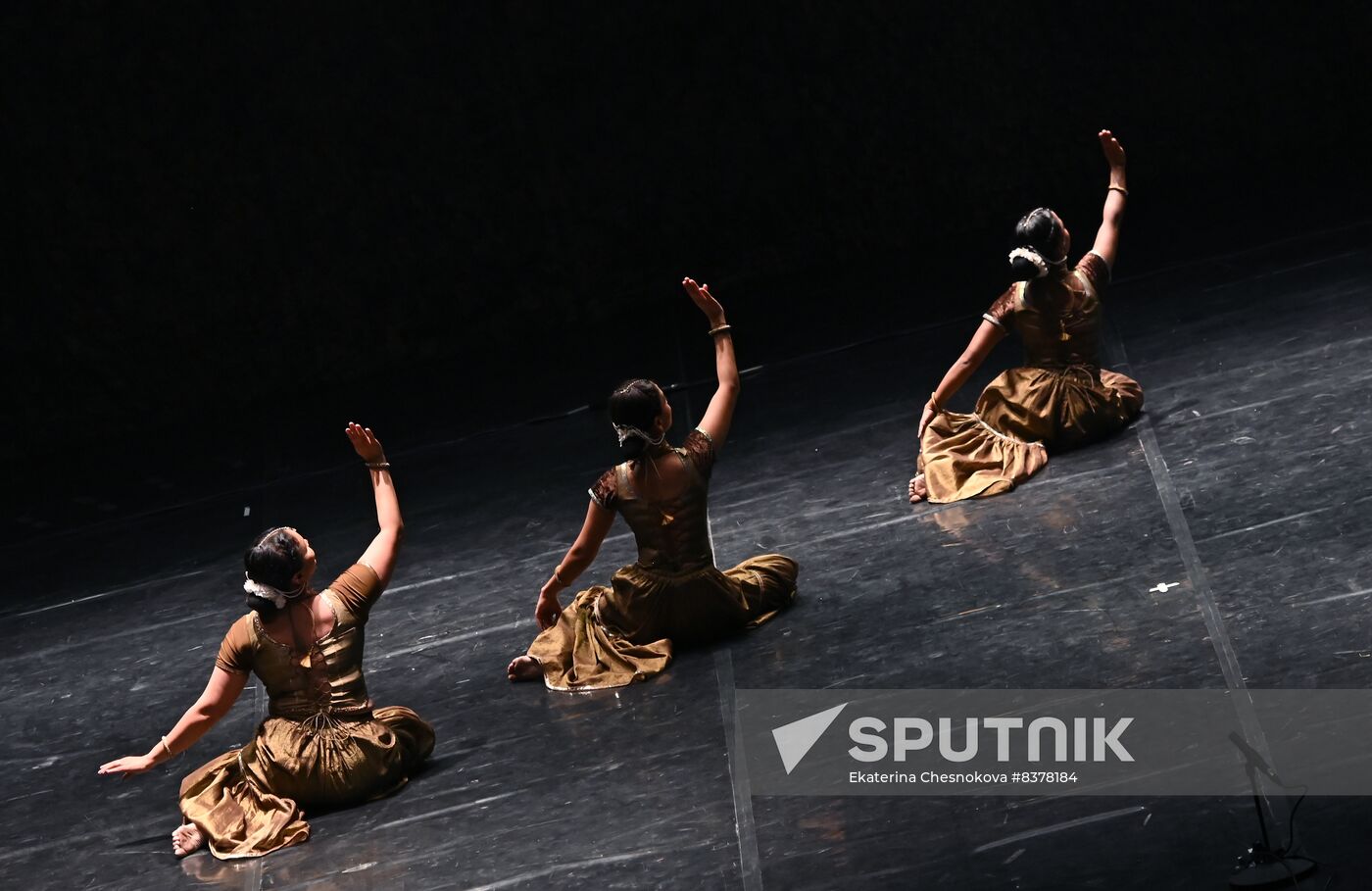 Russia Winter International Arts Festival