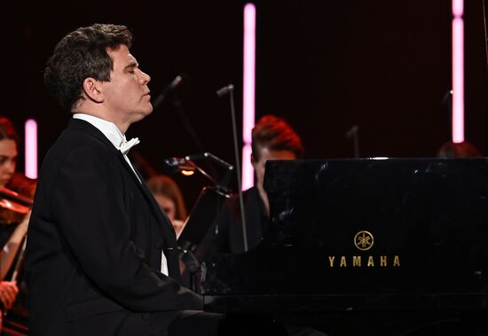 Russia Winter International Arts Festival