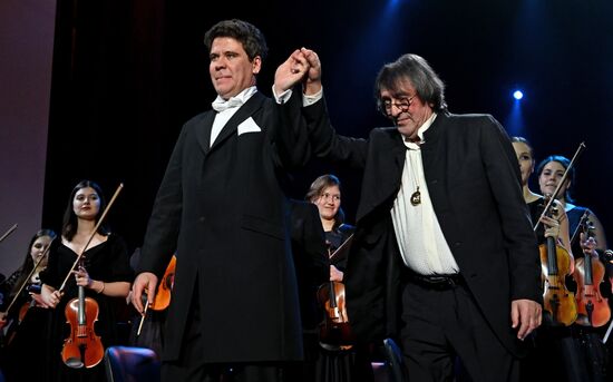 Russia Winter International Arts Festival