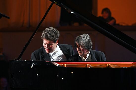 Russia Winter International Arts Festival