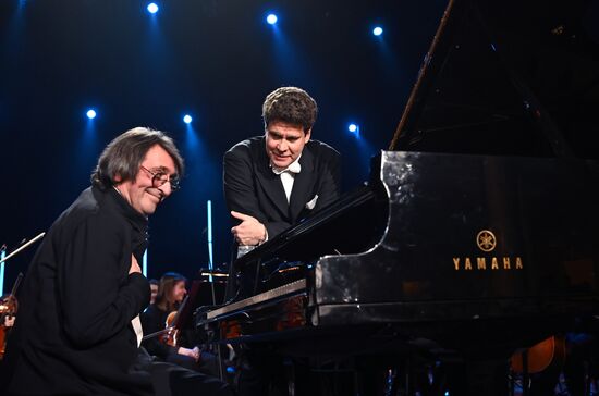 Russia Winter International Arts Festival