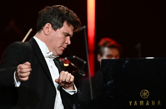 Russia Winter International Arts Festival