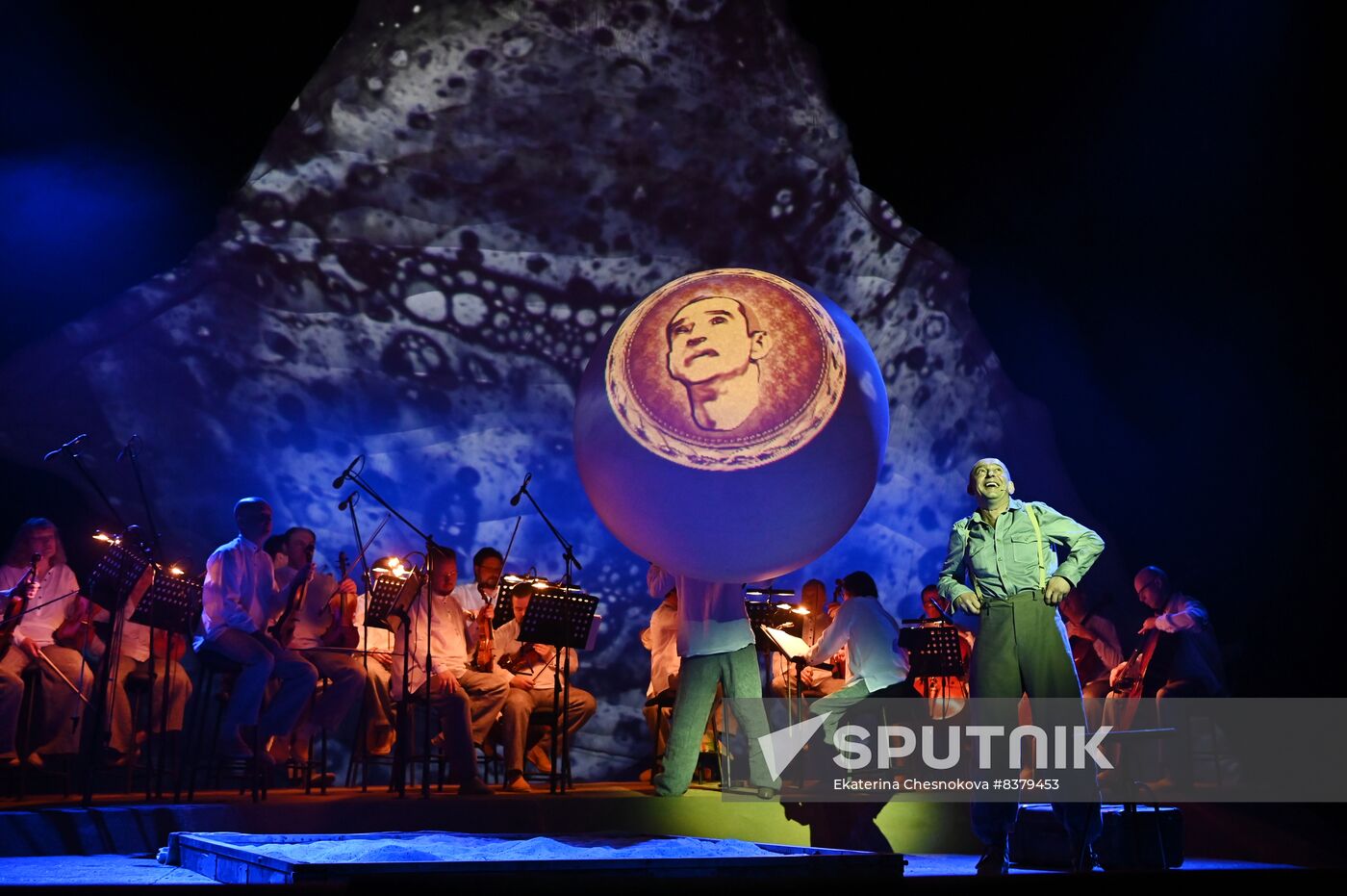 Russia Winter International Arts Festival