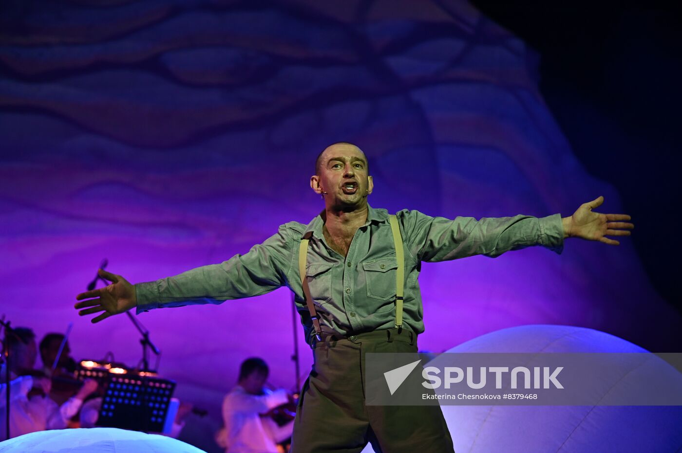 Russia Winter International Arts Festival