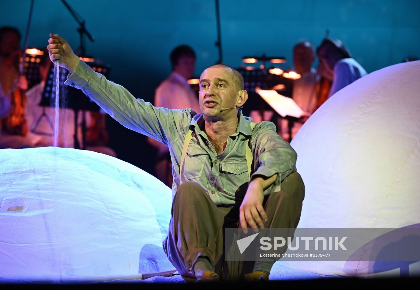 Russia Winter International Arts Festival