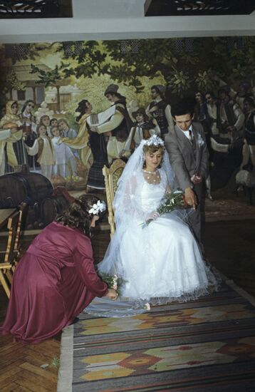 Young workers of Tiraspol Garment Factory get married