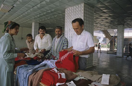 Bobo Sanginov, distinguished cotton breeder