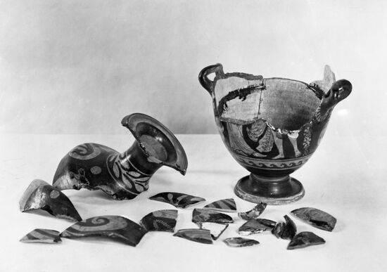 Detail of ancient vessel dating to 4th century BC