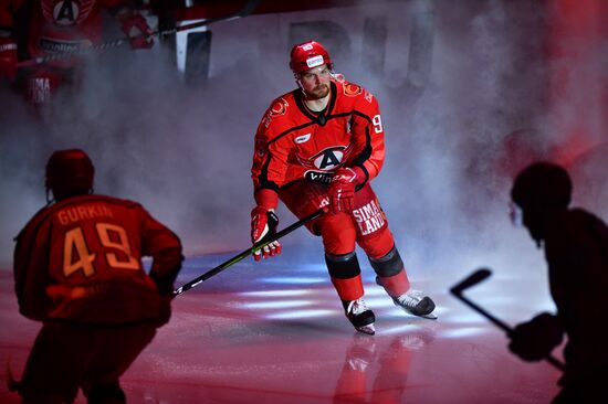 Russia Ice Hockey Kontinental League Avtomobilist - Metallurg