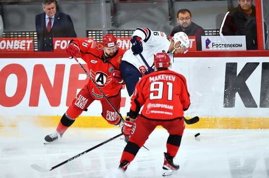 Russia Ice Hockey Kontinental League Avtomobilist - Metallurg