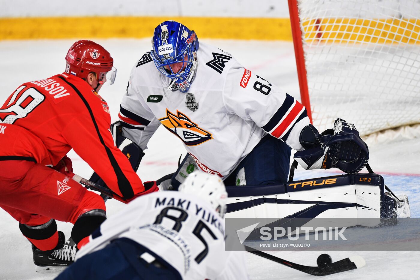 Russia Ice Hockey Kontinental League Avtomobilist - Metallurg