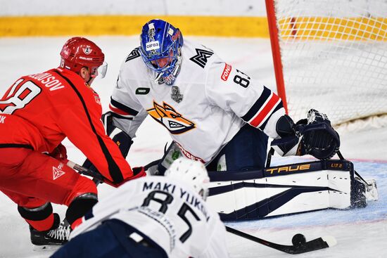 Russia Ice Hockey Kontinental League Avtomobilist - Metallurg