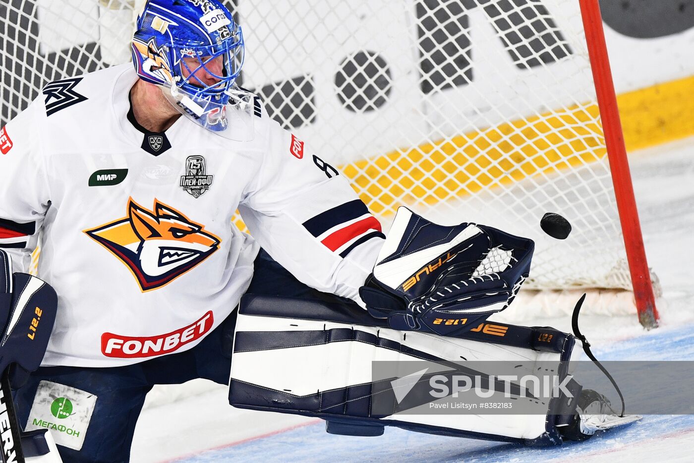 Russia Ice Hockey Kontinental League Avtomobilist - Metallurg