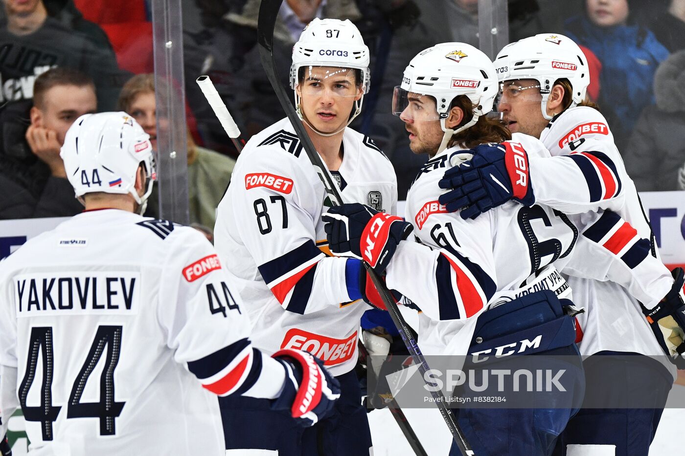 Russia Ice Hockey Kontinental League Avtomobilist - Metallurg