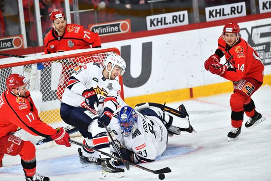 Russia Ice Hockey Kontinental League Avtomobilist - Metallurg