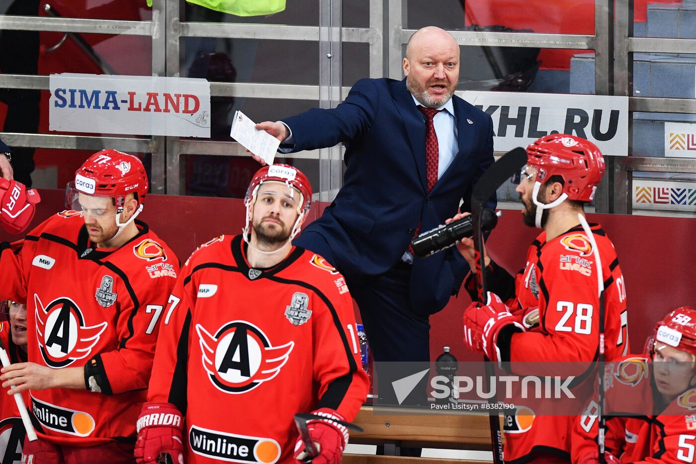 Russia Ice Hockey Kontinental League Avtomobilist - Metallurg