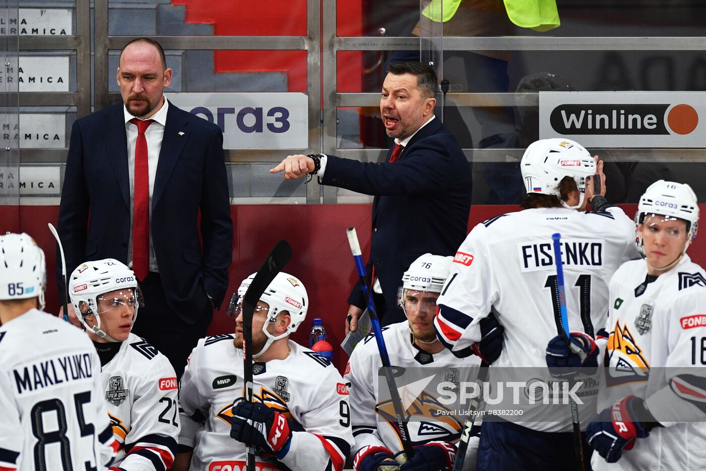 Russia Ice Hockey Kontinental League Avtomobilist - Metallurg