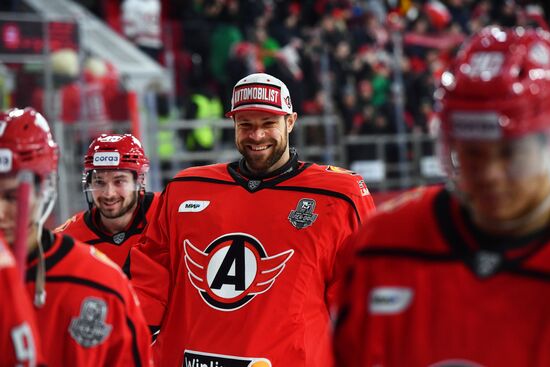 Russia Ice Hockey Kontinental League Avtomobilist - Metallurg