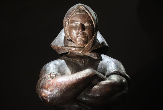 Russia Art Soviet Sculpture Project