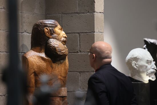 Russia Art Soviet Sculpture Project