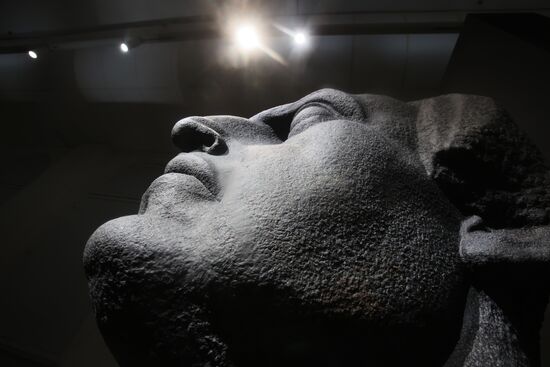 Russia Art Soviet Sculpture Project