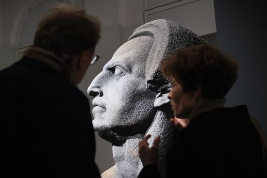 Russia Art Soviet Sculpture Project