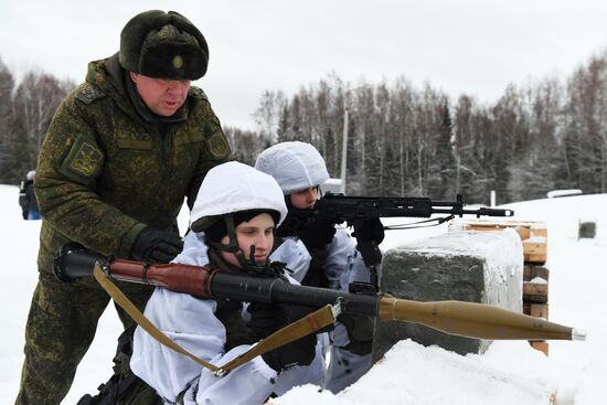 Russia Female Cadets Military Training