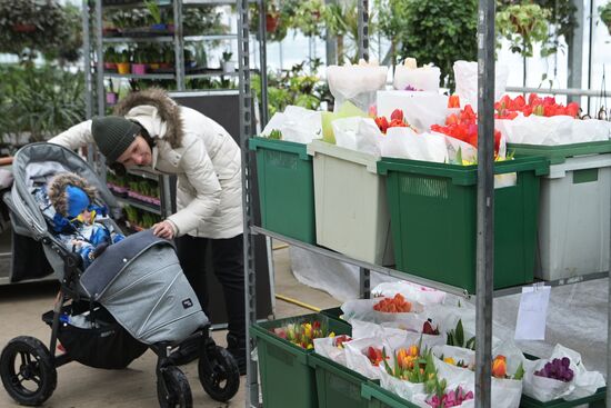 Russia Women’s Day Preparations