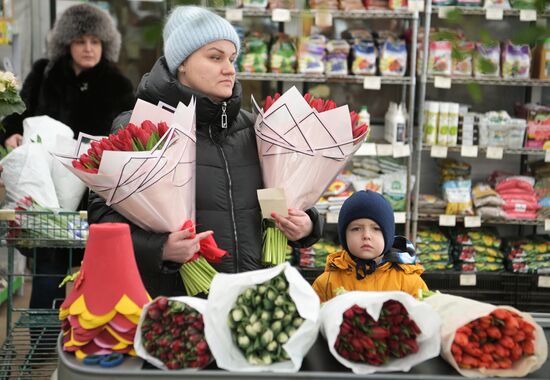 Russia Women’s Day Preparations