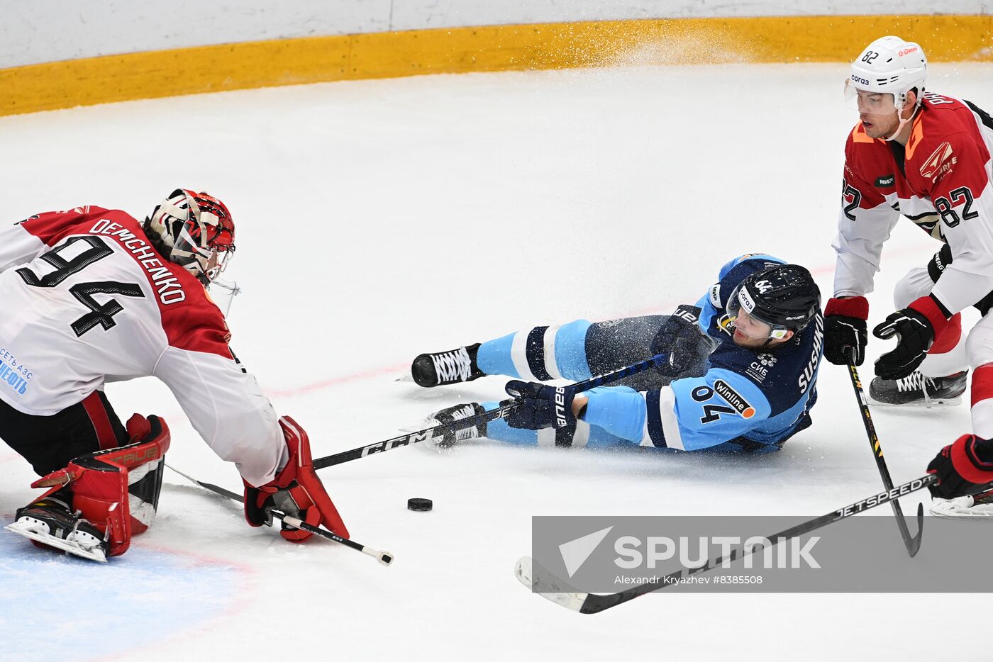 Russia Ice Hockey Kontinental League Sibir - Avangard