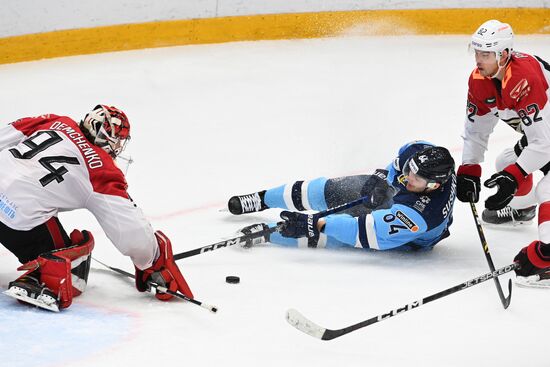 Russia Ice Hockey Kontinental League Sibir - Avangard