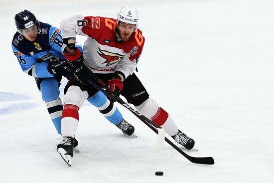 Russia Ice Hockey Kontinental League Sibir - Avangard