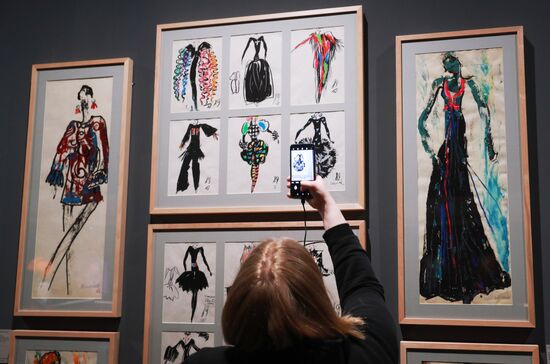 Russia Fashion Exhibition
