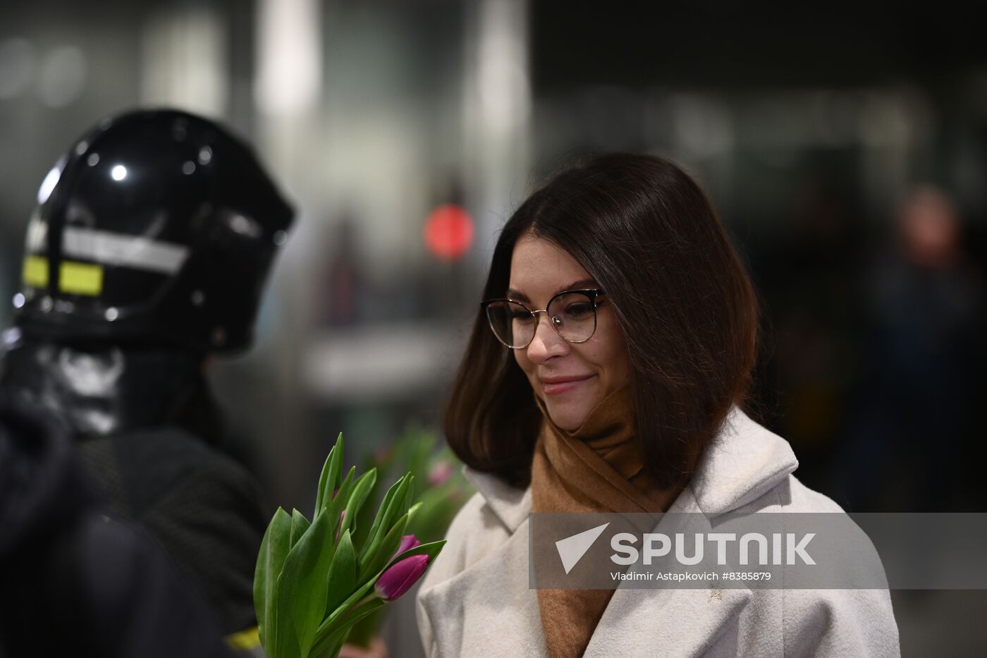 Russia Women's Day Metro