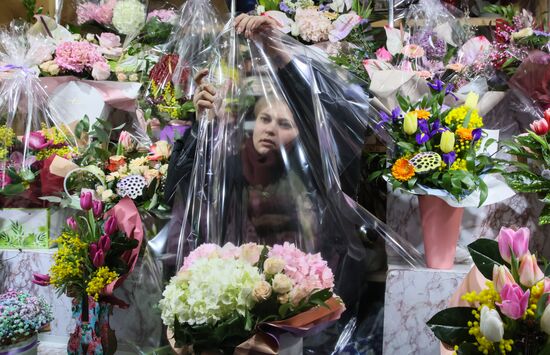 Russia Women’s Day Flower Sales