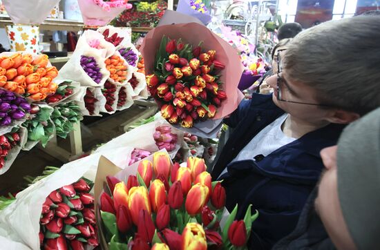 Russia Women’s Day Flower Sales