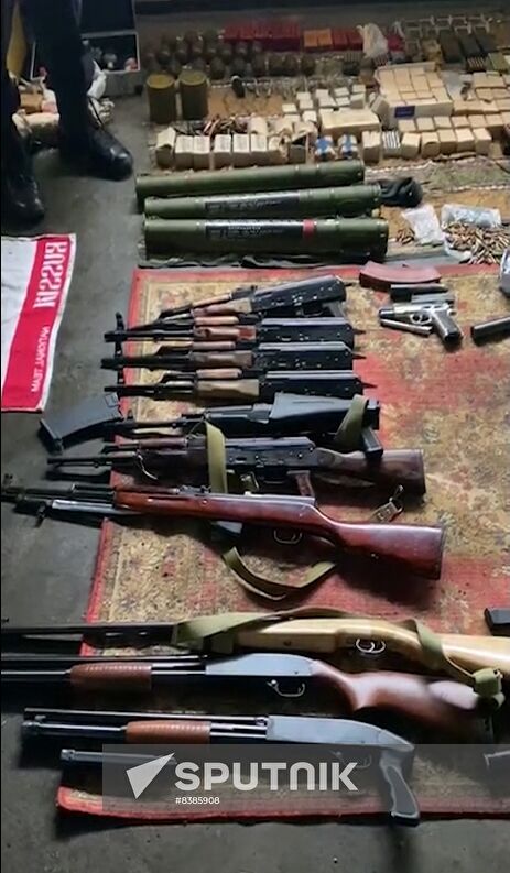 Russia Underground Gunmakers Raid