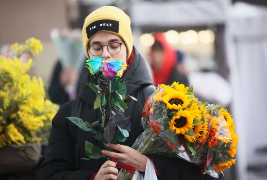 Russia Women’s Day Flower Sales